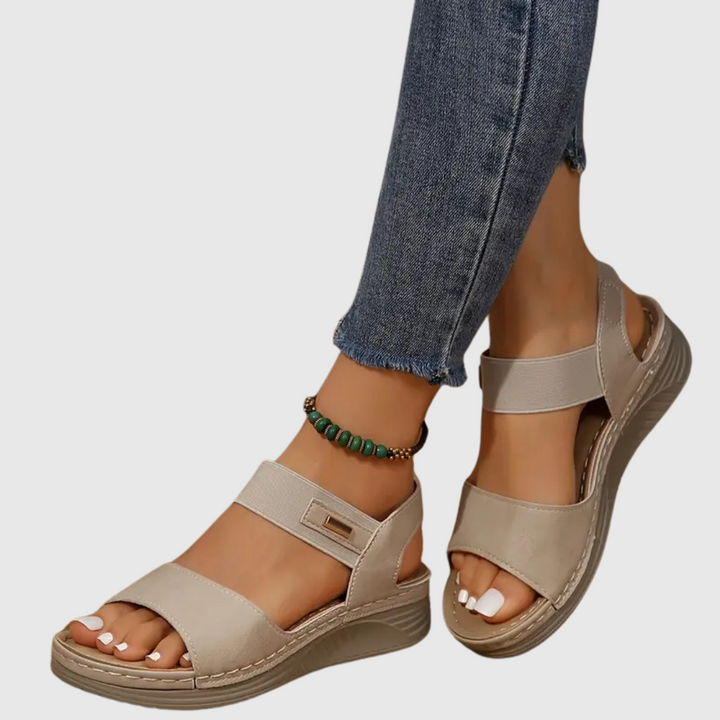Marilyn | Sommerliche Keilsandalen für Damen